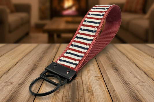 Striped belt with a black hardware