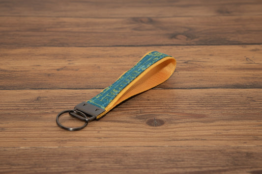 Keychain with a blue and yellow pattern