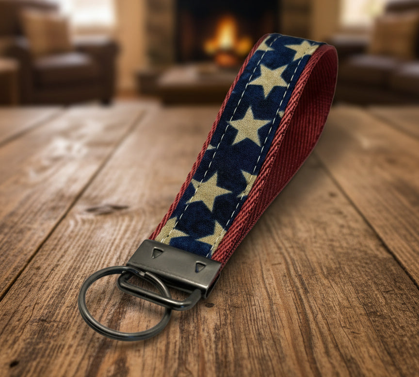 Keychain with star pattern with gunmetal hardware